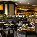 Grand Hotel