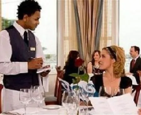 Grand Hotel Malahide