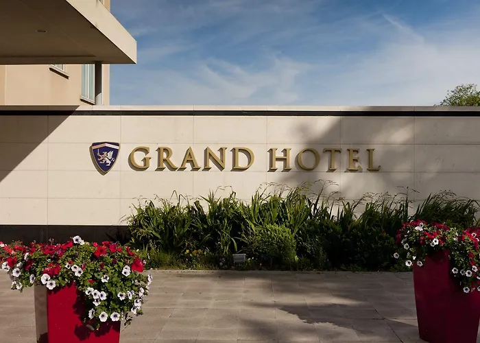 Grand 4* Malahide