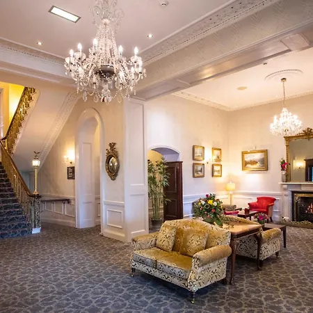 Отель Grand 4*